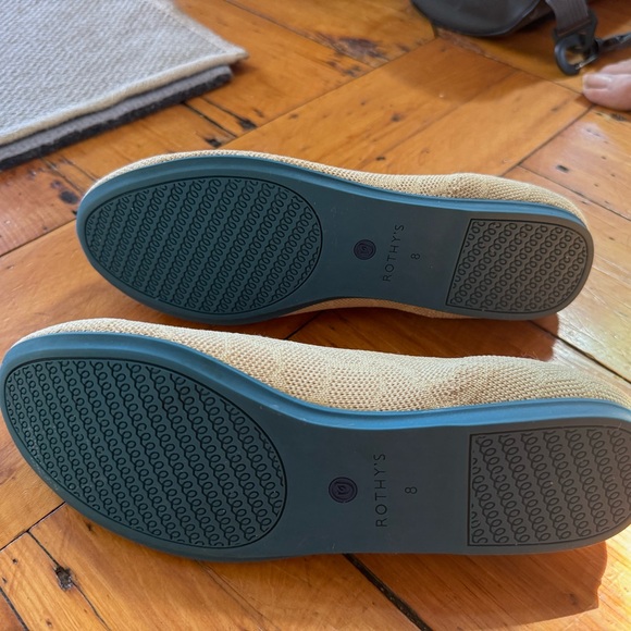 Rothy’s Giraffe Sahara Gold flats. - Picture 2 of 7